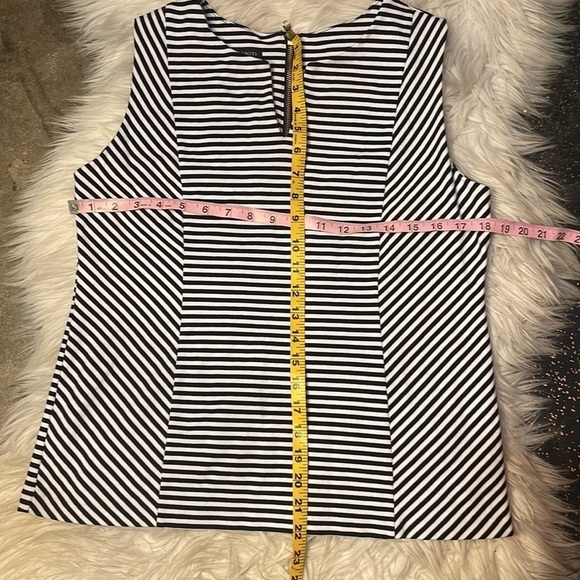 TALBOTS‎ Black & White Striped Tank w Gold Zipper - Picture 9 of 11